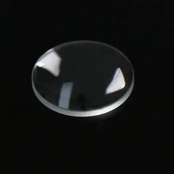 Optično Steklo Plano-konveksna, ki se Osredotočajo Objektiv 3.03 mm, V Sredini Debeline 2.1 mm Radij Ukrivljenosti 5.9 mm Optični Plano-konveksna Leča