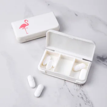Prenosni Tri-del Majhne tabletke box Mini obleka Pill box potovanja Drog izdajanje kit Medicinska oprema Škatle za Shranjevanje