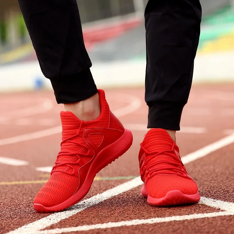 Nova moda za moške velikosti priložnostne, športni čevlji trend korejska različica zračen in udoben tekaški športni copati moški FE-10