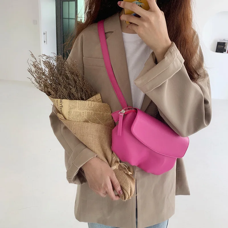 2020 Novo Ins Hong Kong Slog Priložnostne Ramenski Mini Messenger Bag Prsih Vrečko Svetlo Mehko Pu Cmok Torba Ženske
