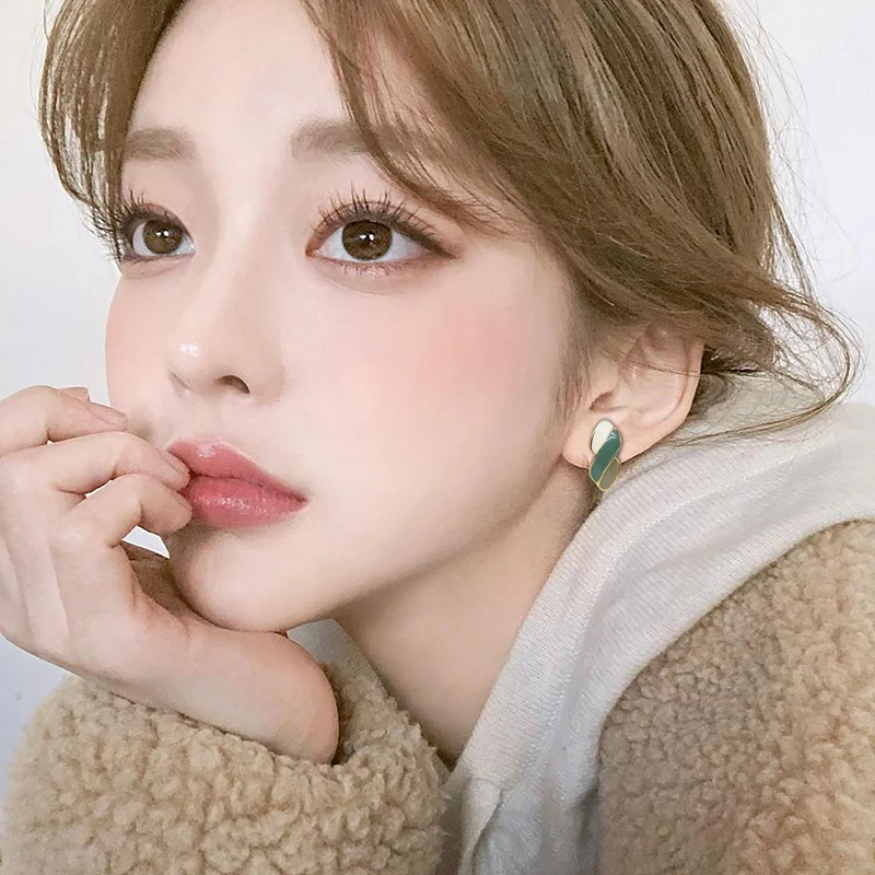 Multi-color Mini Geometrijske Stud Earringd za Ženske Koreja Slog Novo Uho Nakit oorbellen 2020 boucle d'oreille