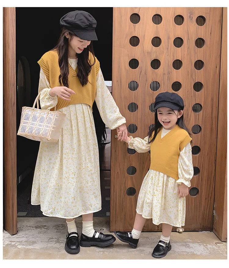 Korejski slog jeseni brez rokavov knited telovnik+dolgo sleeved cvetlični obleko obleke set za dekleta in ženske, starši-otrok, oblačila