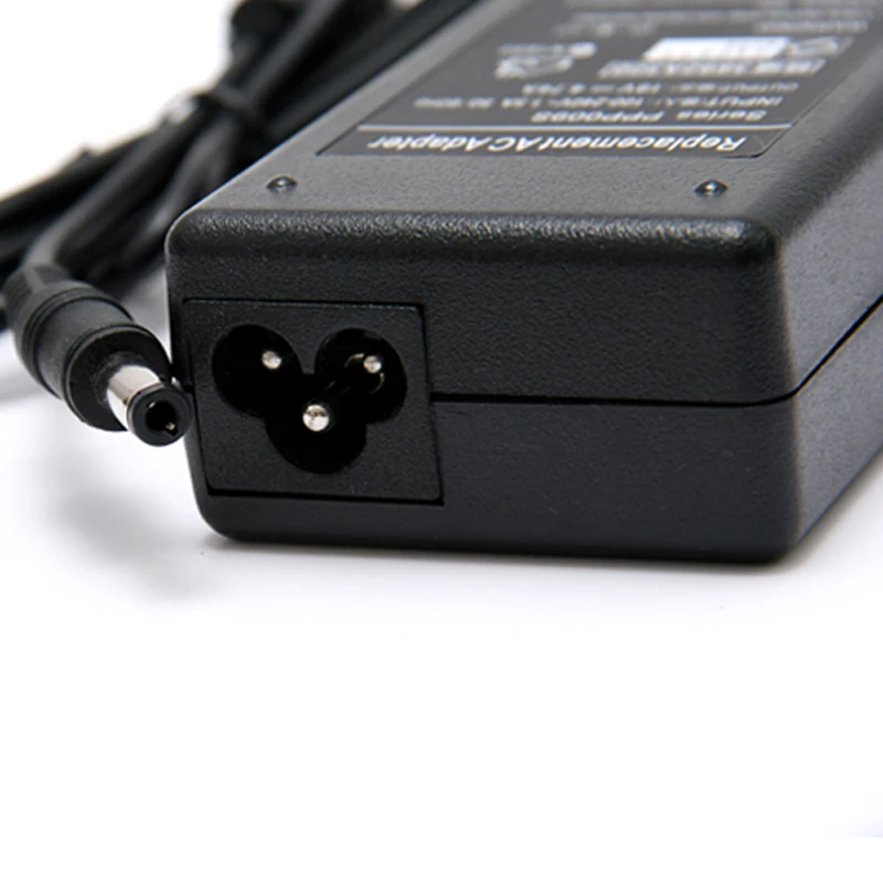 EU Napajalni Kabel + 19V 4.74 5.5*2,5 mm 90W AC Adapter za Prenosni Polnilec Za asus A8 F8, X81 A43s F80 F82 K40 A45 X81 M50 K52 Z99 A56