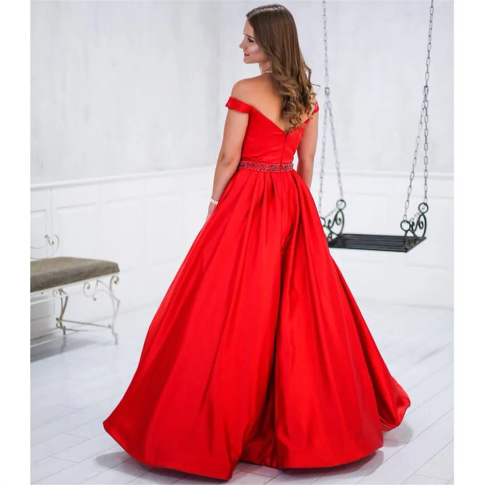 YUNUO Off Ramenski Prom Obleke Long-line Rdeče Elegantno Saten Formalno Večerno Obleko haljo de soiree z Žepi Dolžina Tal