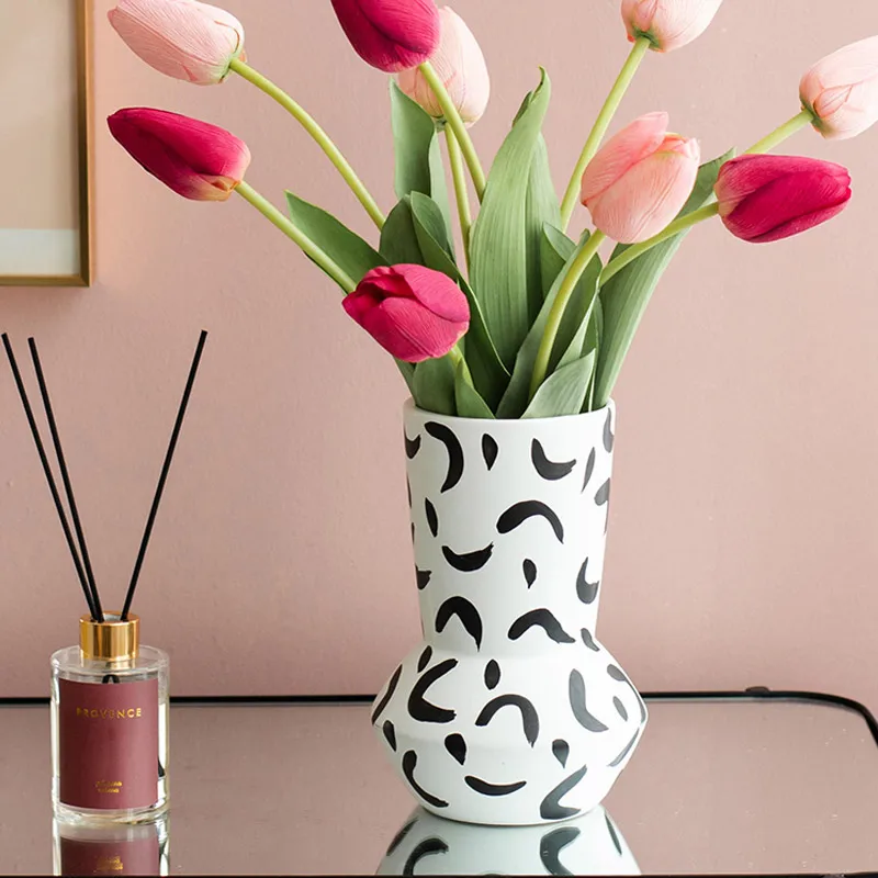 Nordijska sodobne opazila vaza dnevna soba namizje posušen cvet cvetlični aranžma posodo doma dekoracijo sočna cvetlični lonček