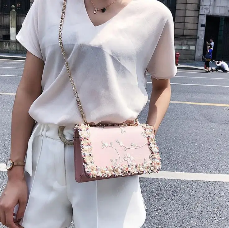 Cvet vrečko 2018 Nove ženske vrečko korejska različica Divje Crossbody vrečko Moda Lepa Platinum Verigi rame WLS483