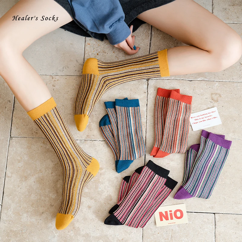 Novi Britanski Stil, Ženske Nogavice, Bombažne Gradient Barvne Trakove Harajuku Moda Smešno Kawaii Gospe Vesel Classic Dekleta Sockings