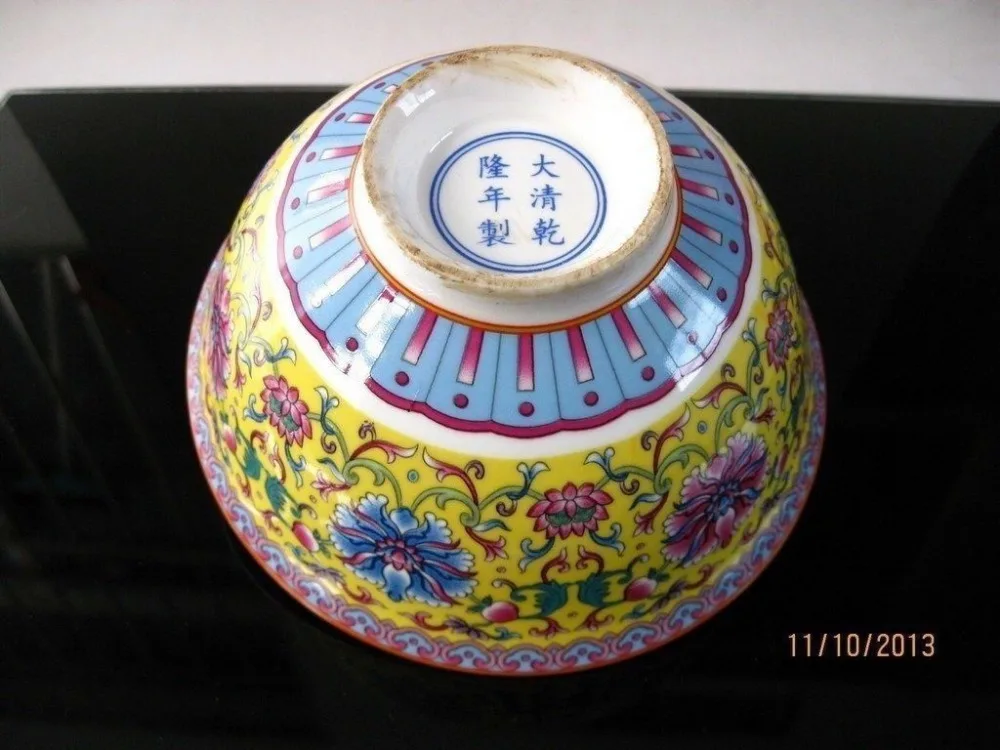 Kitajski famille rose porcelana skledo ročno poslikano cvetje qianlong znamke