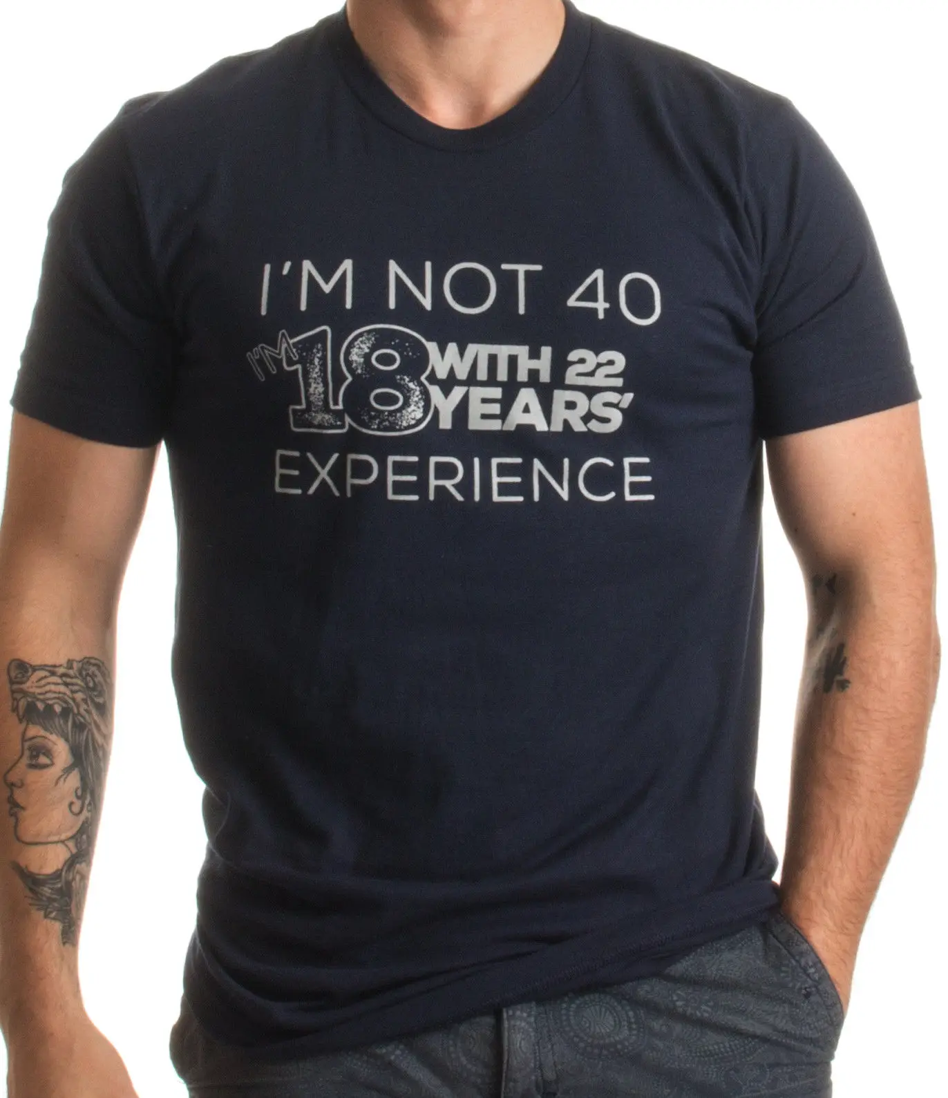 Nisem 40, sem 18 let 22 Let Izkušenj Smešno Čez Hrib Moške Vseh Bombaža, Kratek Rokav T-shirt