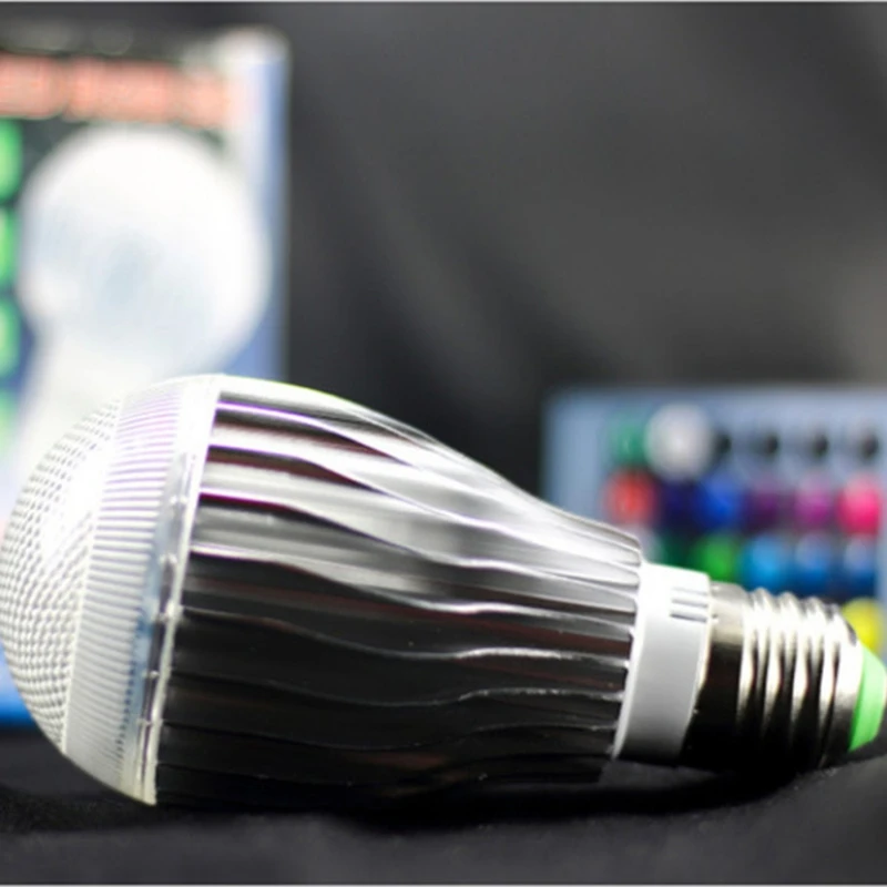 10W Rgb Daljinski upravljalnik Žarnice Žarnica Žarnica Svetilka LED Zvočnik Brezžični Smart Lučka