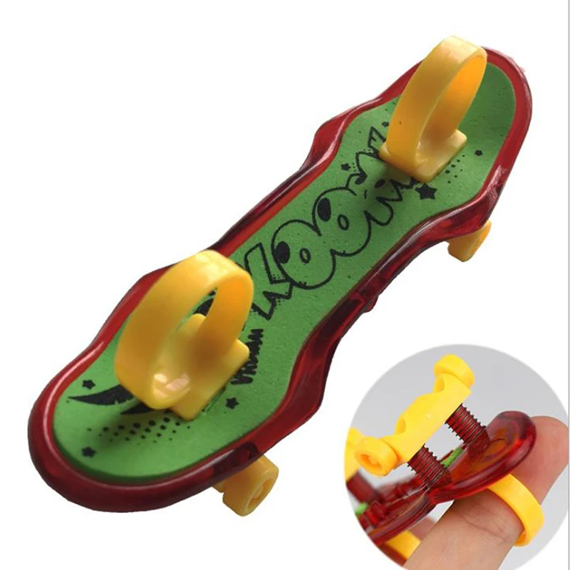 1 Pc Srčkan Stranka Igrača Otroci Otrok Mini Prst Odbor Fingerboard Zlitine Skate Boarding Igrače Darilo Barvo Naključno