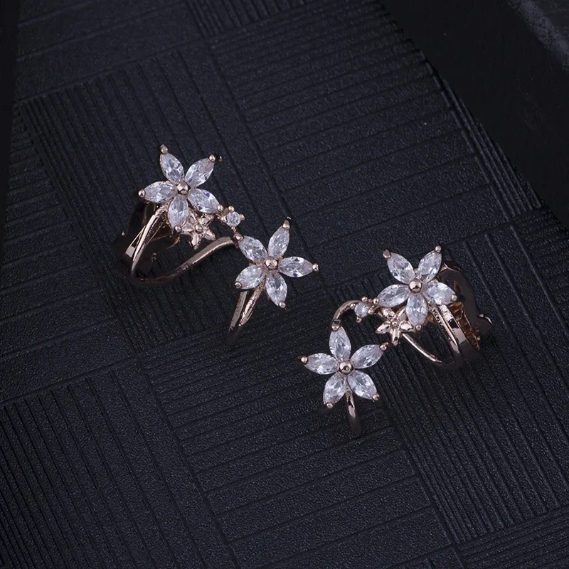 Korejski dvojni cvet uho posnetke brez preboden uhani za ženske pet cvetnih listov cvet vdelan kristalno nekaj nakit darilo