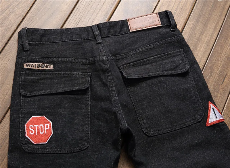 Moške Jeans, Moda Hipster Pismo Aplicirano Zadrgo Placket Mladinske Hlače Slim-fit Črna Traper Hlače za Moške, Leta 2020 Jeseni in Pozimi