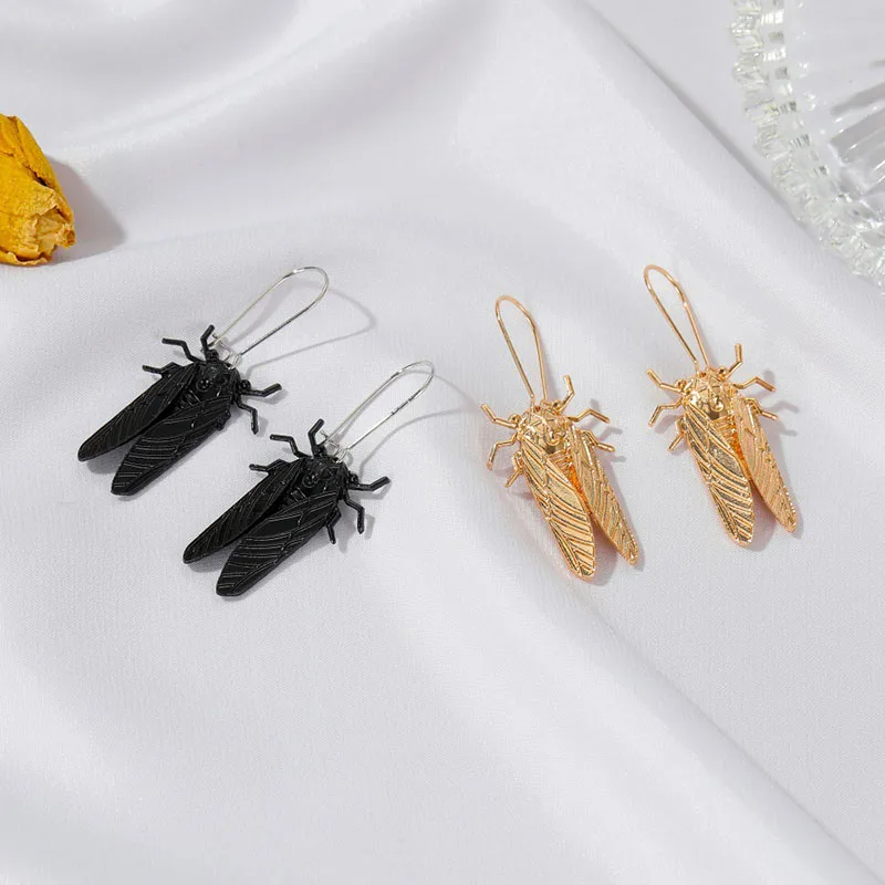 Ustvarjalne Votlih Iz Insektov Cicada Ženske Modni Uhani Za Ženske Kavljem Cicada Uho Stud Nakit Gospa Moda Uho Opremo