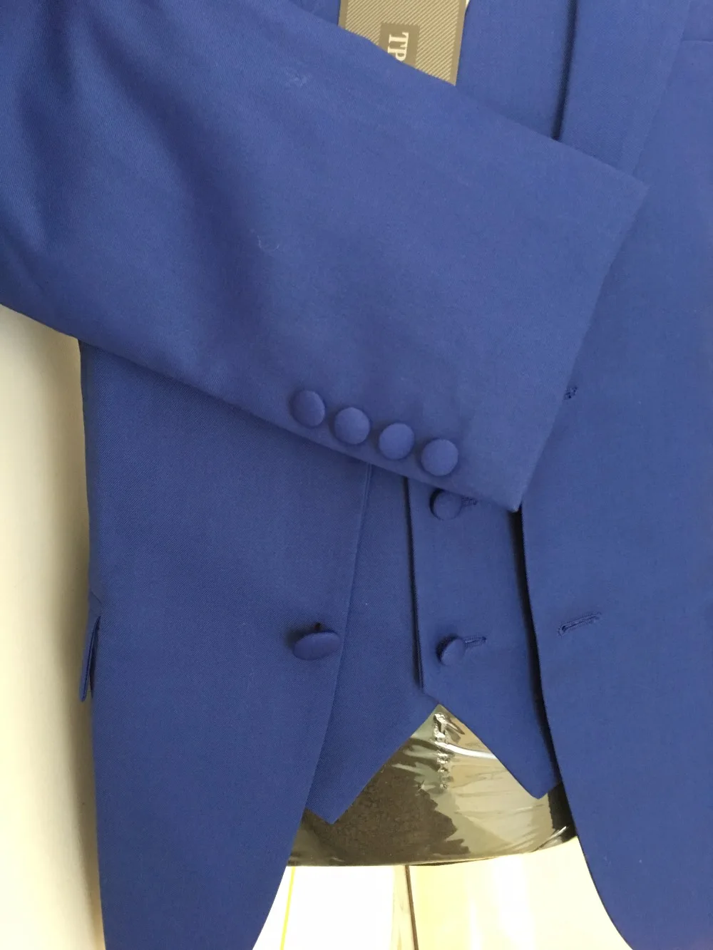 2020 Mens Obleke Ženina Kraljevsko Modra Tuxedos Dosegla Vrhunec River Groomsmen Svate Najboljši Človek Obleke Jopič (Suknjič+Hlače+Telovnik+BowTie)