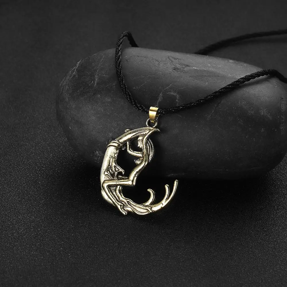 Chandler Luna Boginja Ogrlica Moških Magic Amulet Talisman Nakit Antique Silver Plated Bronaste Zlitine Cinka Obesek Viking Callors